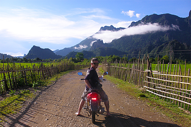 laos vang vieng